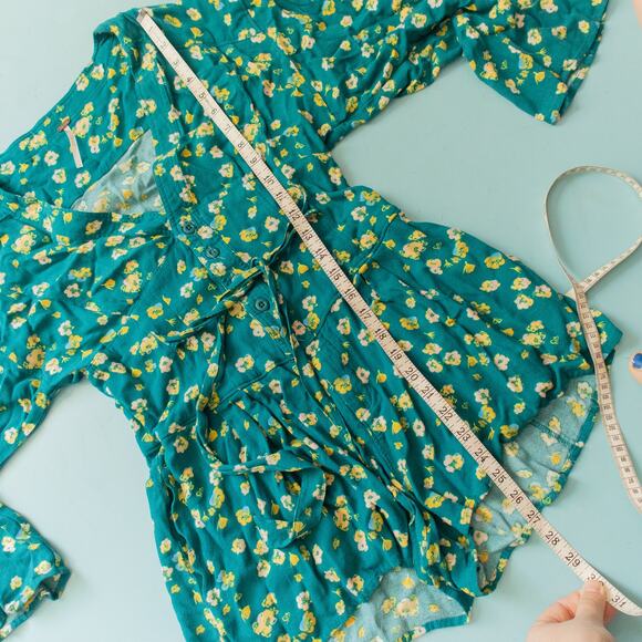 Free People L'Amour Micro Floral Print Long Sleeve Tie Back Romper Size 4 - Picture 6 of 10